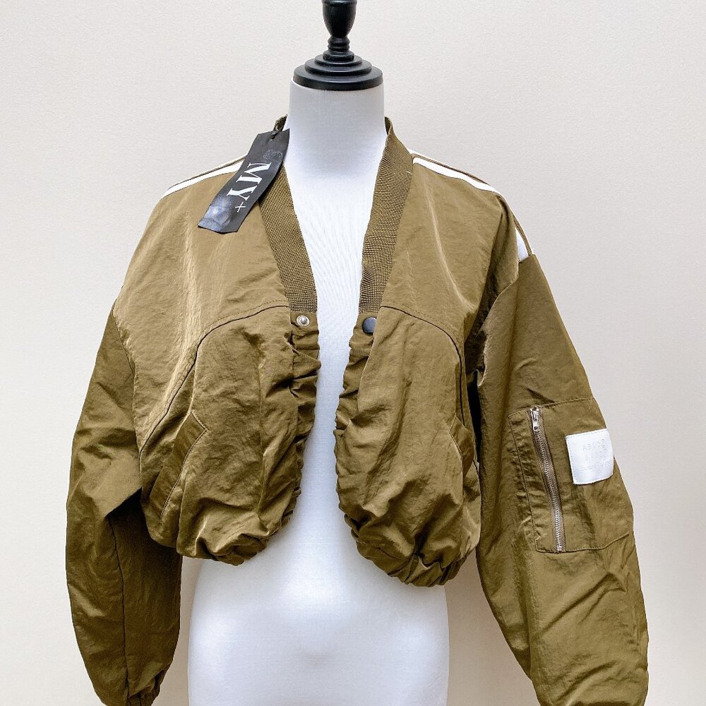 NWT Women's Green Khaki Puff Long Sleeve Cropped Bomber Jacket
